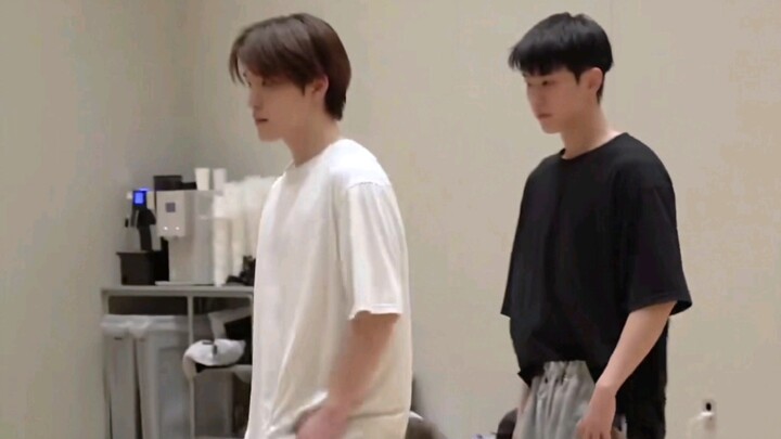 权顺荣+李灿 2022AAA Dance Break练习室版