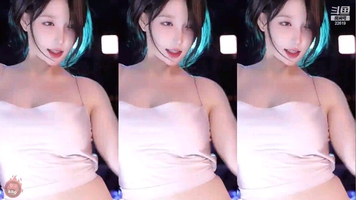 Pesanan khusus bos pribadi Mina, dibagikan secara cuma-cuma! Hanya penonton nomor satu di tangga per