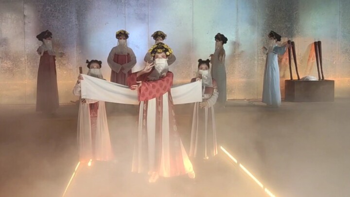 هذه أول مرة آتي فيها إلى شيآن، اتضح أن هذه الرقصات الجميلة كلها مجانية، مدينة تانغ الكبرى التي لا تن