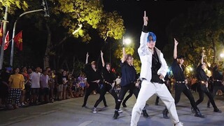 [فيتنام F.H يغني أغنية كيم تشيونغ يون بالصفارة] WOODZ - (Love Me Harder)