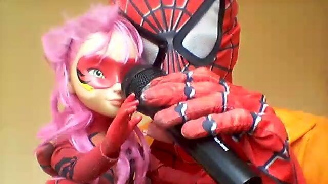 SPIDERMAN E MIRACULOUS LADY DRAGON DREAM ON NERVERENDING STORY COVERS GABRIEL O MESTRE DOS BONECOS