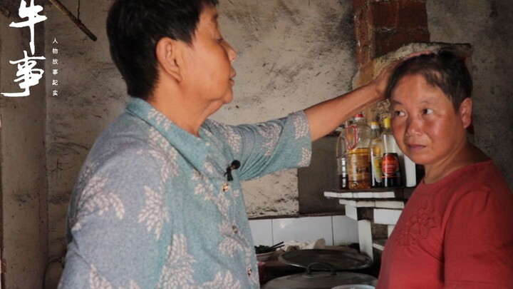 Caring for her son's wife for 19 years, 73-year-old mom spends 8 hours a day looking for work to ear