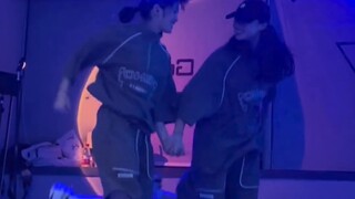 [Naiju CP] It's still the sweet "Wind Blows All Summer" duet, hahahaha, this time we dance the full 