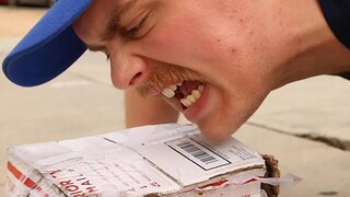 كيف توصلك شركات البريد السريع الأمريكية الطرود؟ هههه