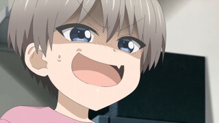 The schoolgirl wants to make the senior drunk like a fool