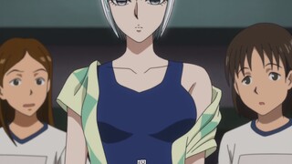 和校花走近后....同学们的眼神开始不对劲！