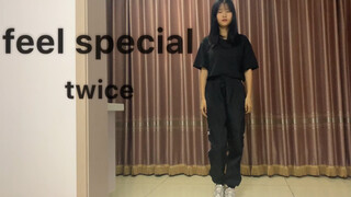 14岁少女30分钟速扒twice新歌feel special