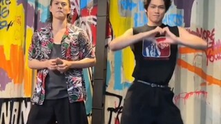 [Legendary Boss Shou] Ken Shuji & Daisuke Nakagawa dance together to Bakkyaro LOVE!