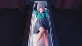 妈妈在家装满监控，只为逼迫女儿学习，却导致女儿崩溃自杀《茉莉的最后一天》