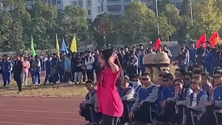 Sports day rollin'~ High school girls are the best