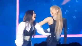 Chuyện tình JenLisa là thật