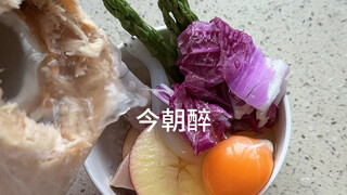 微波炉煮饭啦，久违的多巴胺拌饭，就是这个feel，吃美了