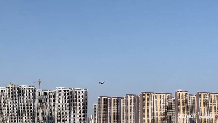 【RC】Red Baron test flight in a windy day! Try to hover in the air Fokker Dr.1 360mm wingspan