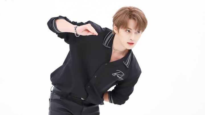 【LeeKnow】【Lee Min-ho】210825 Idol Selama Seminggu 'Thunderous' rekaman langsung