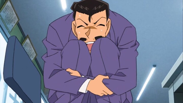 Kogoro, who is severely afraid of heights, climbed the water pipe to the fourth floor with bare hand