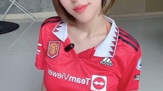 ข่มขวัญเรือหางยาวหน่อยล่ะกัน🤭 #MUFC #สาวสวยแมนยู #แมนยู #พริ้งเด็กผี #ปีศาจแดงแมนยู #เชียร์แมนย