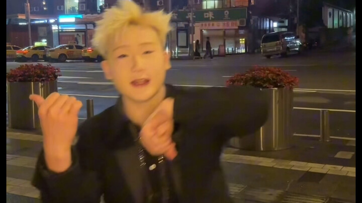 Little shoulder pole, gather up!
