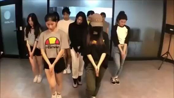 CLC la vie en rose ( Demo Dance Version) 𝐎𝐑𝐈𝐆𝐈𝐍𝐀𝐋