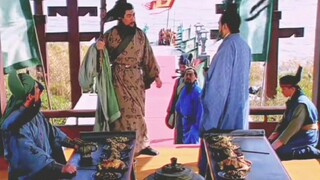 【تشو تشانغ يمرر السكين بذكاء، هذه هي فن ملاحظة التعبيرات والسلوك】 لا عجب أن غوان يو يأخذ هذا الشخص م
