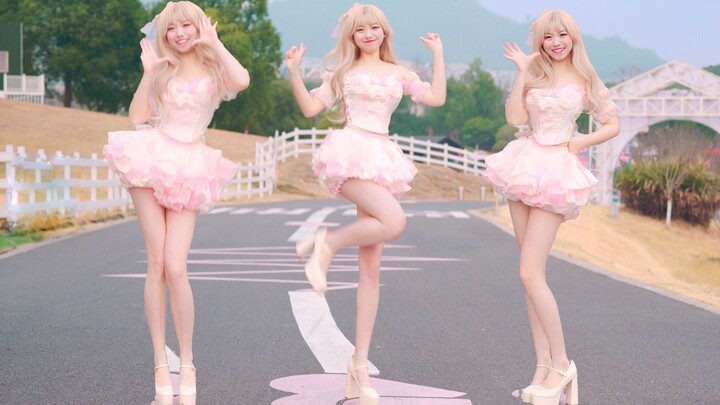 สาวน้อยน่ารัก ใกล้เข้ามาแล้วในจอแนวตั้ง! 【น้ำผึ้ง】