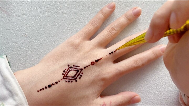 Henna vẽ tay các mẫu cấp độ đầu vào, đơn giản và đẹp, hãy học hỏi từ tôi