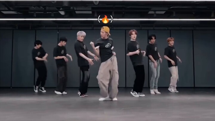 《NCT DREAM｜NCT》غرفة تدريب الرقص مراجعة احترافية غير رسمية① 《ISTJ》