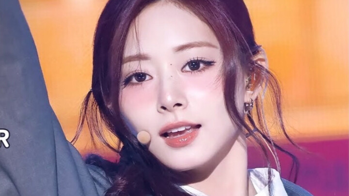 Lagu ini dipersembahkan untuk semua gadis｜INI UNTUK TWICE, Ganti Baju dengan Satu Klik