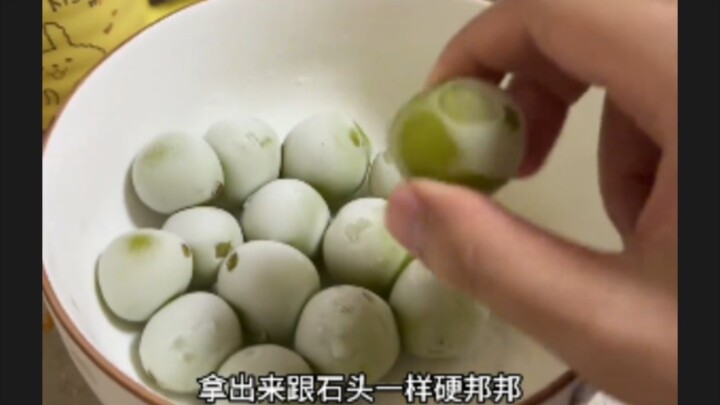 Laughed my way through the comments all night, my voice is hoarse, and I even forgot about the grape