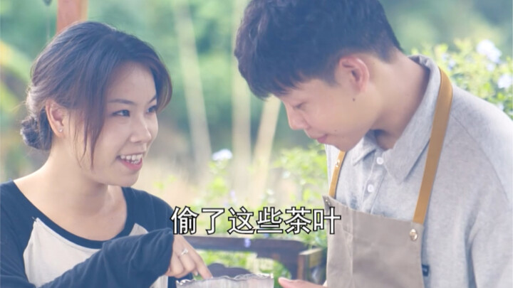 Did you guys have your first autumn milk tea of the year today? Hurry up and get someone who loves y