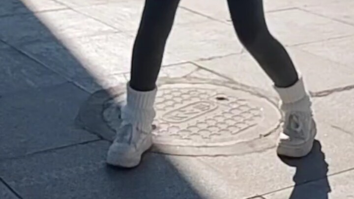 [Monster] Only realized while watching the video that I was jumping on a manhole cover!