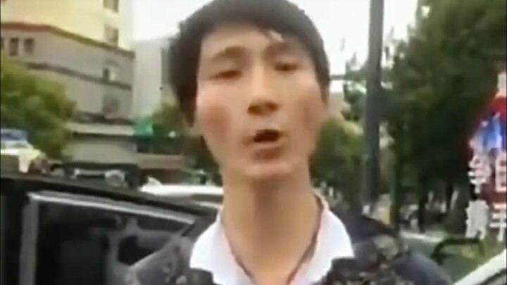 เพิ่งมาถึงโลกยังไม่ค่อยคุ้นเคย