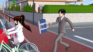 Sakura Campus Simulator: The teacher wants to come to my house to check my homework, I have to run a