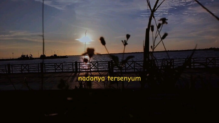 tak bisa menunjukan apa yang kurasa namun aku tak sanggup menutupi semuanya.