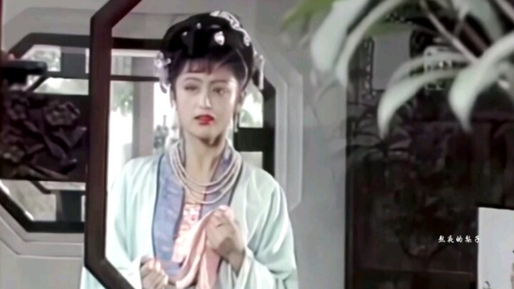 When will the Chinese entertainment industry finally ditch the baby-faced, V-shaped jawline look and