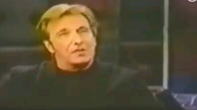 【Alan Rickman】Alan ประสบเหตุแผ่นดินไหวและพยายามหาชุดชั้นใน