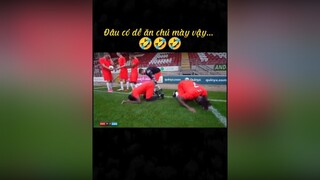 Ông tóc dài cười muốn nội thương🤣bóngđá futbol hàihước funnyvideos
