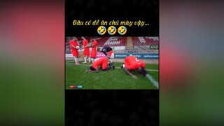 Ông tóc dài cười muốn nội thương🤣bóngđá futbol hàihước funnyvideos