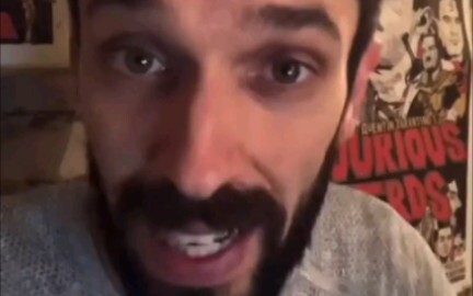 Pria Amerika menjawab mengapa dia tidak ingin tinggal di Amerika