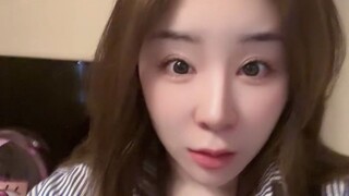 发烧儿子照顾残疾爸爸