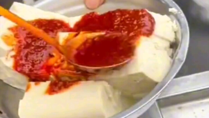 A big bowl of tofu at a time—sleep soundly at night afterward!