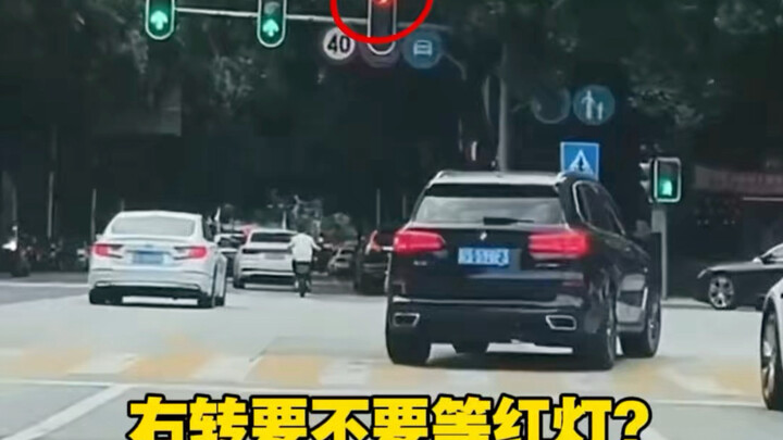 Saat berbelok ke kanan, apakah harus memperhatikan lampu lalu lintas? Jangan sampai keliru lagi, hat