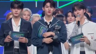 田柾国solo出道曲Seven第五个一位