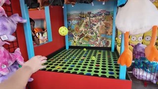 y2mate.com - Spooky Halloween Carnival Games at Universal Orlando_360P