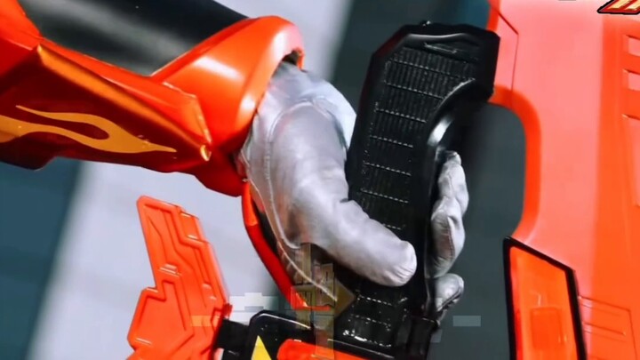 [Special effects subtitles] Kamen Rider Dawn Gochard transformation + first appearance
