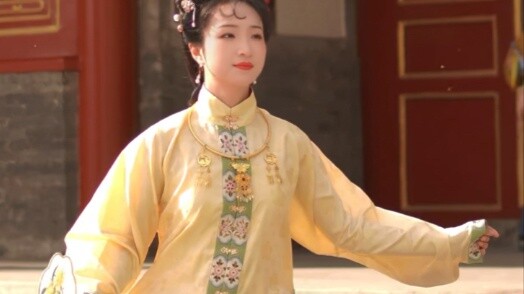 The devilish schedule of Xue Baochai, a sports student in the Grand View Garden