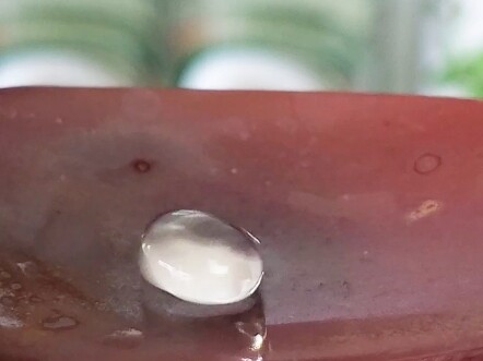 自来水不要生喝，等我炼完就能喝了。