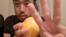 ASMR GRAPEFRUIT (EATING SOUNDS & INAUDIBLE WHISPERING)