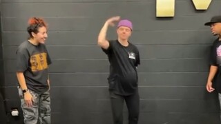 【Krump】จาจาที่ท้องได้ 8 เดือน โชว์โหดกับ Krump Freestyle