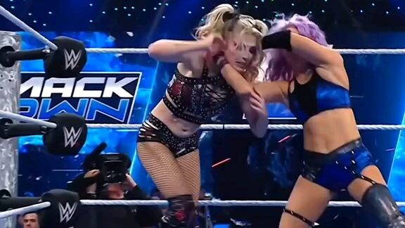 Alexa Vs Candice