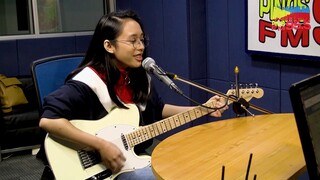 Izzeah  | Performs 'Coffee'